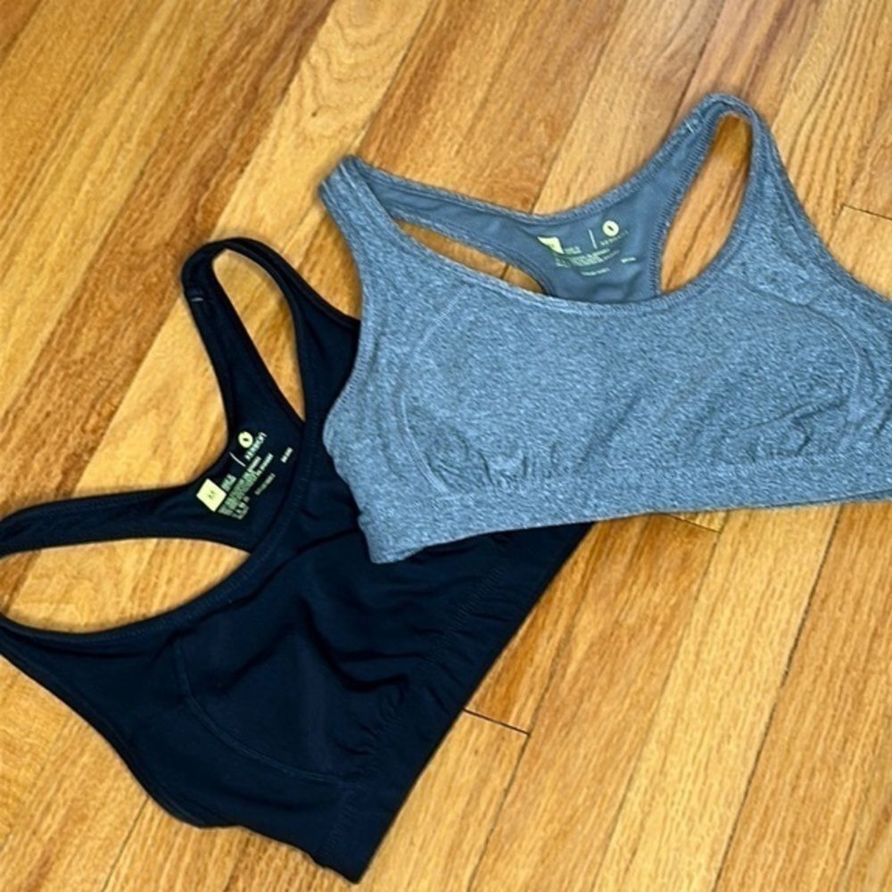 Xersion Bundle of 2 Sports Bras, Medium